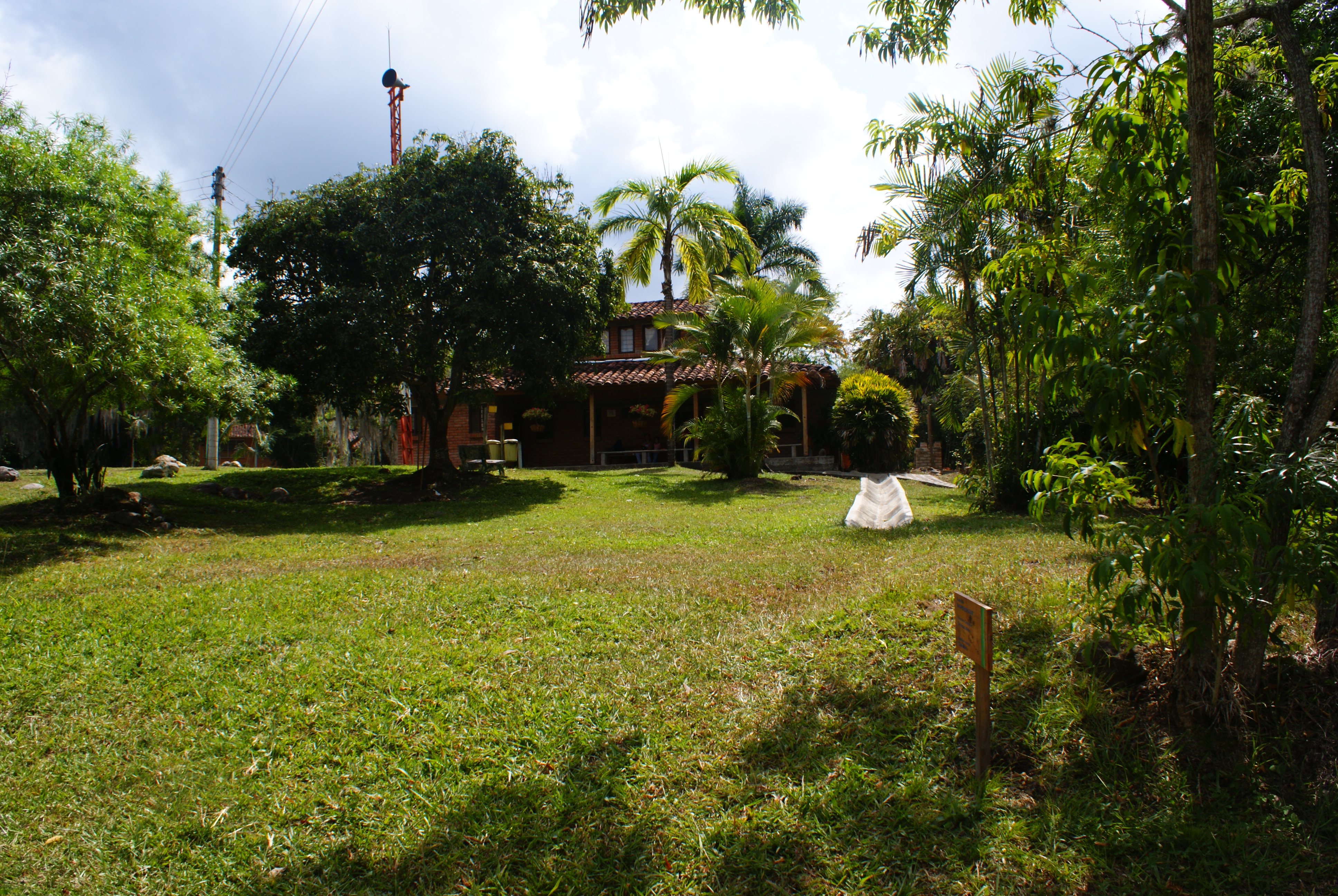 patrimonios-turisticos---v2/jardin-botanico-juan-maria-cespedes---tulua